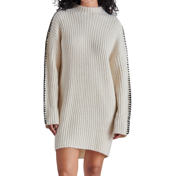 Steve Madden Dresses & Skirts - Steve Madden Gemma Mock Neck Sweater Dress